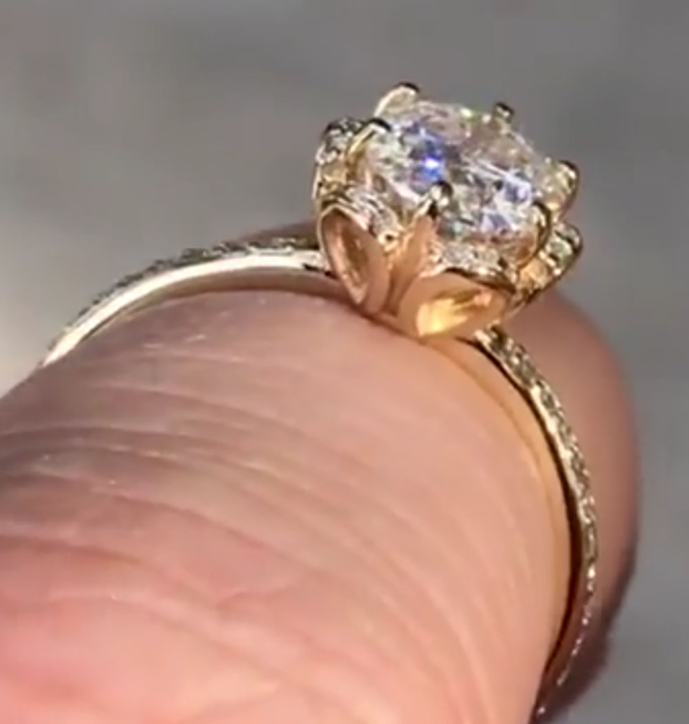 Custom Solid 14K Yellow Gold W - Moissanite Engagement Ring 1 Carat 评论和价格