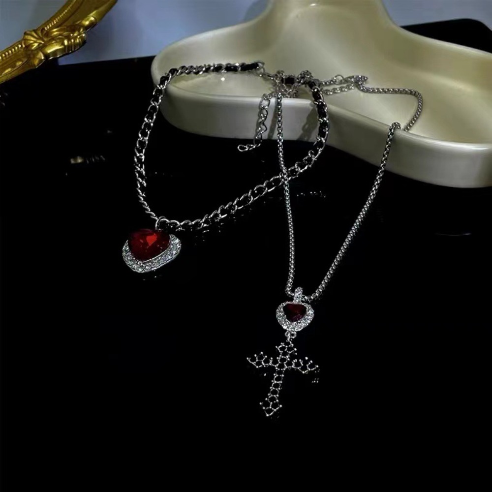Punk Grunge Red Heart Crystal  - Layered Pendant Necklace Aesthetic 评论和价格